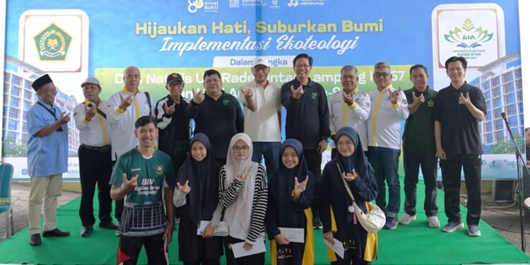 pemberian bantuan pada mahasiswa terdampak bencana