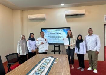 Fakultas Sains dan Teknologi UIN Raden Intan Lampung menggandeng Connect English Community untuk meningkatkan kemampuan Bahasa Inggris dosen guna mendukung internasionalisasi kampus.