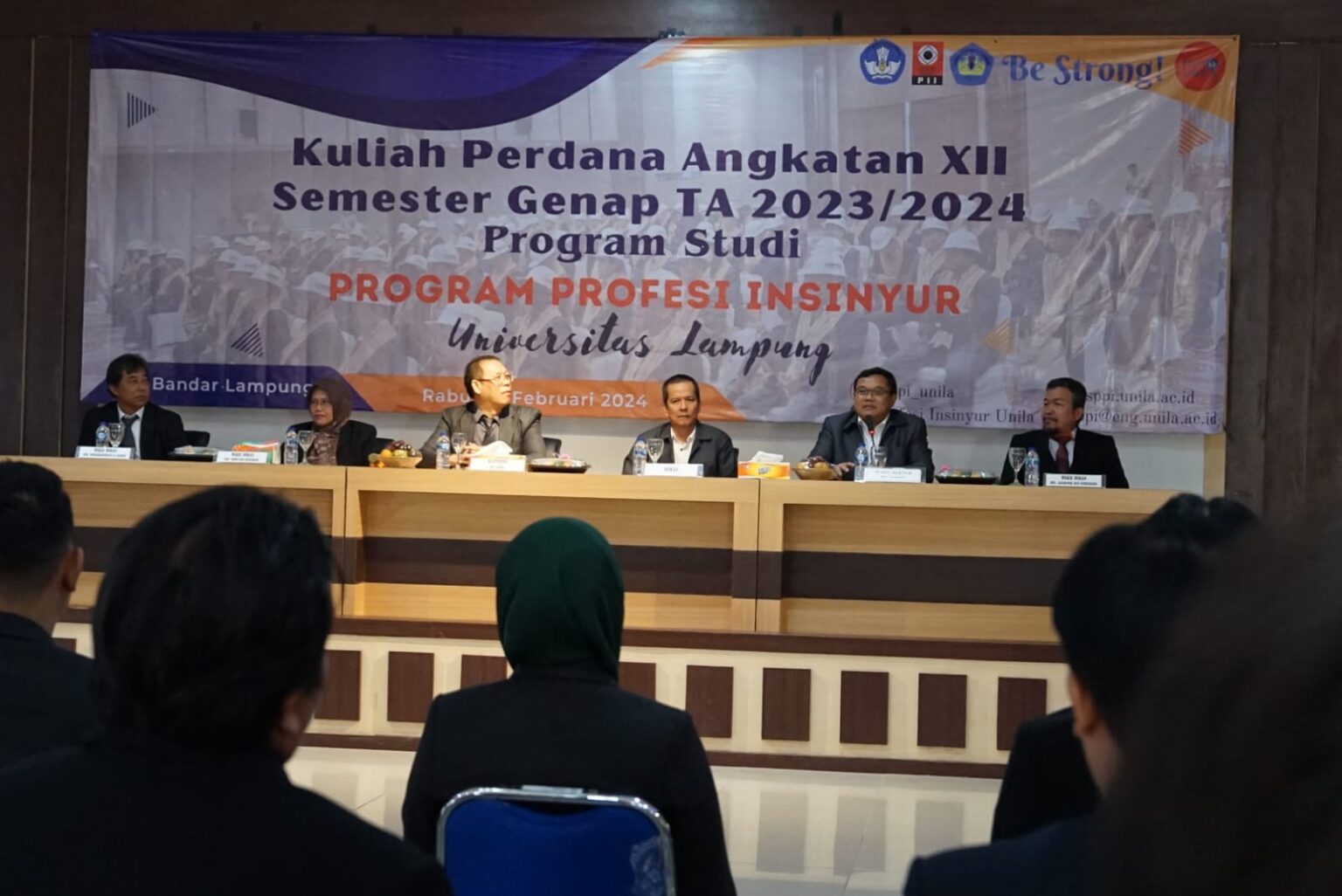 62 Mahasiswa Unila Ikuti Kuliah Perdana Program Profesi Insinyur