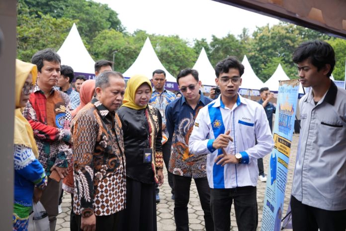 Unila Helat Pementasan Seni Dalam Rangka Anugrah Be Strong Festival Kebudayaan dan Cinta Tanah Air