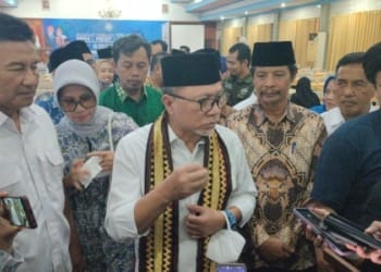 Mendag Janji Beli Beras Petani Meski Harga Tinggi