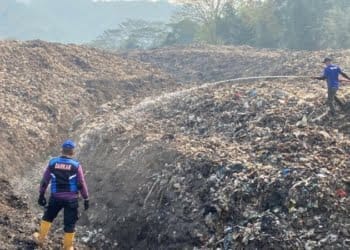 Pemkot Bandar Lampung Siagakan 50 Personel Sterilkan TPA Bakung