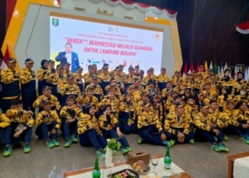 154 Atlet Porwil XI Riau Dilepas Guber, Lampung Target 3 Besar
