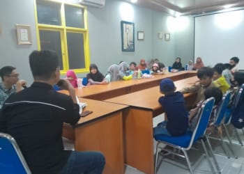 Kunjungan ke Lampung Post, Puluhan Siswa Home Schooling Diperkenalkan Jadi Reporter Cilik