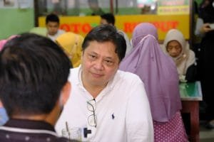 Nikmati Kuliner Tradisional, Menko Airlangga Pastikan Pemberdayaan UMKM Berjalan Baik