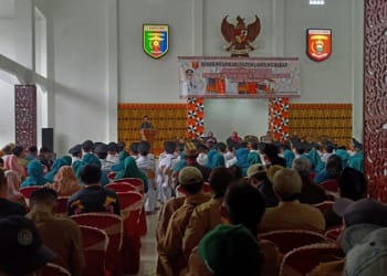 Nukman Minta Aparatur Pekon Tidak Terlibat Politik Praktis