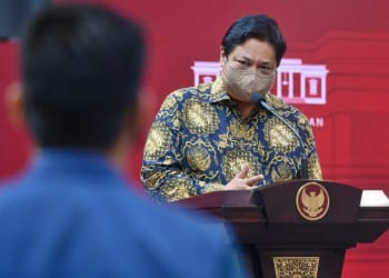 Pemerintah Lanjutkan PPKM di 2022, Siapkan Vaksin Booster, dan Optimalkan Karantina