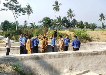 Pendangkalan Irigasi di Pekon Pardawaras Tanggamus Terjadi Akibat Banjir