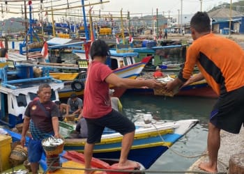 Solar Langka, Nelayan TPI Lempasing Kurangi Intensitas Melaut