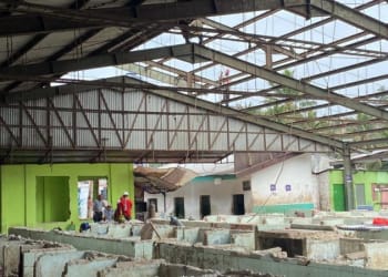 Susah Hati Pedagang Gintung, Lapak Sempit Hingga Kena Pungli