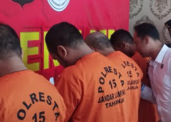 Polresta Bandar Lampung tangkap bandar narkoba pemilik ribuan butir ekstasi dan sabu.