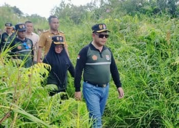 TNI Bangun Desa Sungai Badak Lebih Maju