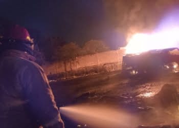 Gudang Solar Terbakar