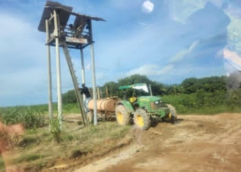 Distribusi Logistik Pemilu di Lampung Tengah Terjunkan Alat Bajak Sawah