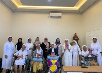 KPU Tanggamus Sosialisasi Cara Mencoblos kepada Kelompok Pemilih Disabilitas, Sakit, dan Lansia