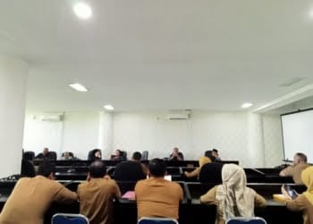 DPRD Pesisir Barat Pertanyakan Pencairan Uang Program 