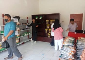 Bulog Lamsel Buka Toko Bahan Pokok di Dekranasda