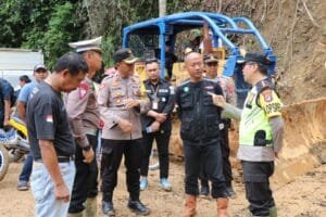 Kebut Penanganan Longsor KM17 Liwa-Krui