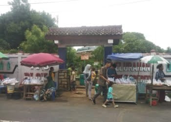 Jelang Ramadan, Makam di Bandar lampung Ramai Peziarah