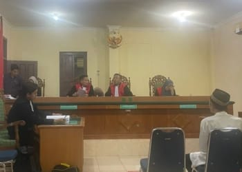 Kejari Tanggamus menuntut terdakwa bapak setubuhi anak kandung dengan penjara selama 19 tahun dan denda Rp600 juta pada sidang di Pengadilan Negeri Kotaagung, Tanggamus, Selasa, 26 Maret 2024.