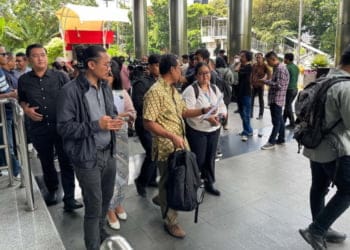 Soal Pembelian Jet Bekas Mirage 2000-5, Prabowo Dilaporkan ke KPK