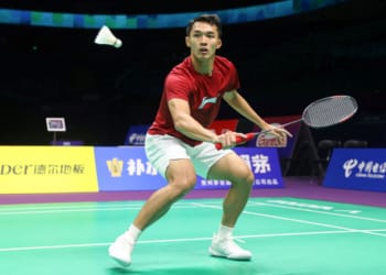 Jonatan Christie saat melakukan sesi latihan sebelum laga Thomas dan Uber Cup 2024.