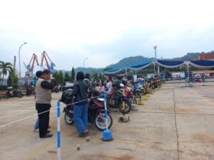 3.479 Pemudik Sepeda Motor Memilih Pelabuhan Panjang pada Arus Balik