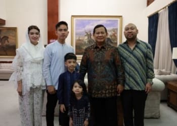 Prabowo Halalbihalal Bersama Gibran dan Kerabat