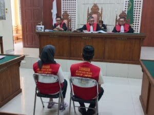 Vonis Lima Tahun,  Adelia Masih Gunakan Barang-barang Mewah