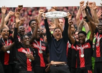 FBL-GER-BUNDESLIGA-LEVERKUSEN-AUGSBURG