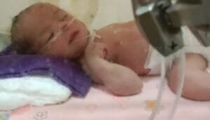 Tidak Sadarkan Diri Sejak Lahir, Bayi 17 Hari Butuh Uluran Tangan Dermawan