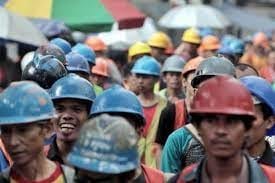 Hari Buruh Sedunia atau May Day setiap 1 Mei sepatutnya menjadi momentum untuk memperkuat program kesejahteraan bagi pekerja.