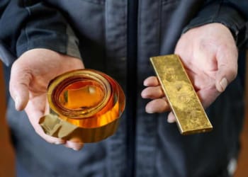 Dua Emak-Emak Curi Kalung Emas Senilai Rp10 Juta Ditangkap