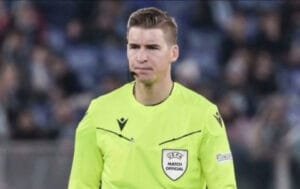 Banyak Keputusan Kontroversi, ini Profil Wasit Francois Letexier