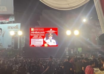 Nobar Perebutan Juara Tiga, Ribuan Warga Bandar Lampung Padati Tugu Adipura