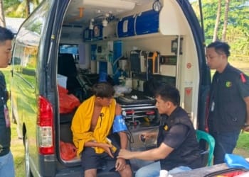 layanan kesehatan kepada wisatawan dan atlet di lokasi WSL Krui Pro 2024. Dok Polda