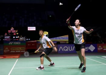 Ganda campuran Dejan-Gloria