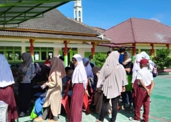 Pelaksanaan PPDB di salah satu SD Bandar Lampung tahun 2023. Dok Lampost.co/Ihwana Haulan.