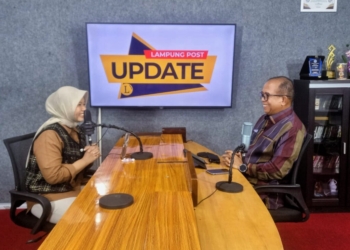 Pj Gubernur Lampung, Samsudin, saat Podcast di Lampung Post, kepada Lampost.co, Minggu, 23 Juni 2024. Lampost.co/Hendrivan