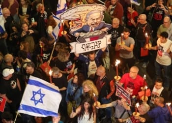 puluhan ribu warga Israel