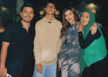 Angelina Sondakh bersama Thariq Halilintar, Aaliyah Massaid, dan Keanu Massaid (Foto: Instagram/angelinasondakh09)