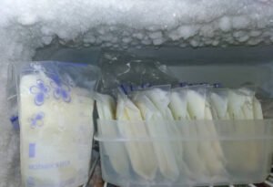 Ini 5 Cara Mencairkan ASI Beku agar Kualitas Tetap Terjaga