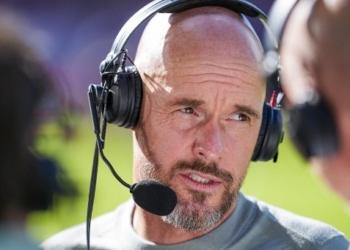 Bayer Leverkusen Pecat Erik ten Hag Usai Tangani Dua Laga