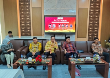 Diskusi Publik “Menakar Kualitas Demokrasi Tingkat Lokal Menuju Pilkada Serentak 2024” di ruang kelas Internasional Fakultas Syariah UIN Raden Intan Lampung, Selasa, 16 Juli 2024. Dok