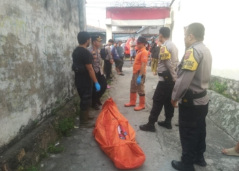 Warga Tanjungagung Digegerkan Penemuan Mayat Pria di Kali