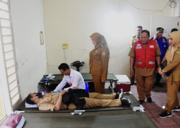 Wali Kota Bandar Lampung, Eva Dwiana, saat membuka Pelatihan KORPS Sukarela Palang Merah Indonesia (PMI) Bandar Lampung angkatan X 2024, Selasa, 2 Juli 2024. Lampost.co/Andre Prasetyo Nugroho.