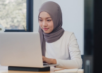 Cuti Melahirkan 6 Bulan, Pengusaha Takut Rekrut Karyawan Perempuan. Foto: Ilustrasi/Freepik