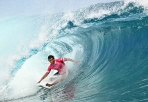 Perjuangan Peselancar Rio Waida Lanjut ke Babak Eliminasi Olimpiade