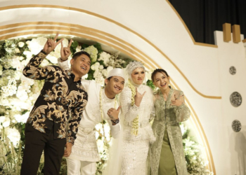 Potret Pernikahan Happy Asmara dan Gilga Sahid (Foto: Instagram/happy_asmara77)