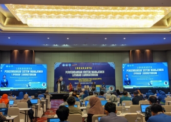 Universitas Lampung menggelar lokakarya pengembangan sistem manajemen laboratorium di Ballroom Hotel Radisson, Kamis, 15 Agustus 2024. Lampost.co/Umar